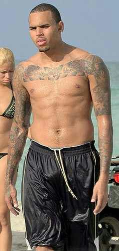 Chris Brown’s Bulge PHOTOS.